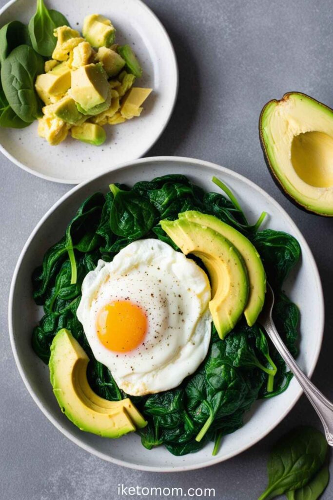 Scrambled Eggs with Spinach and Avocado