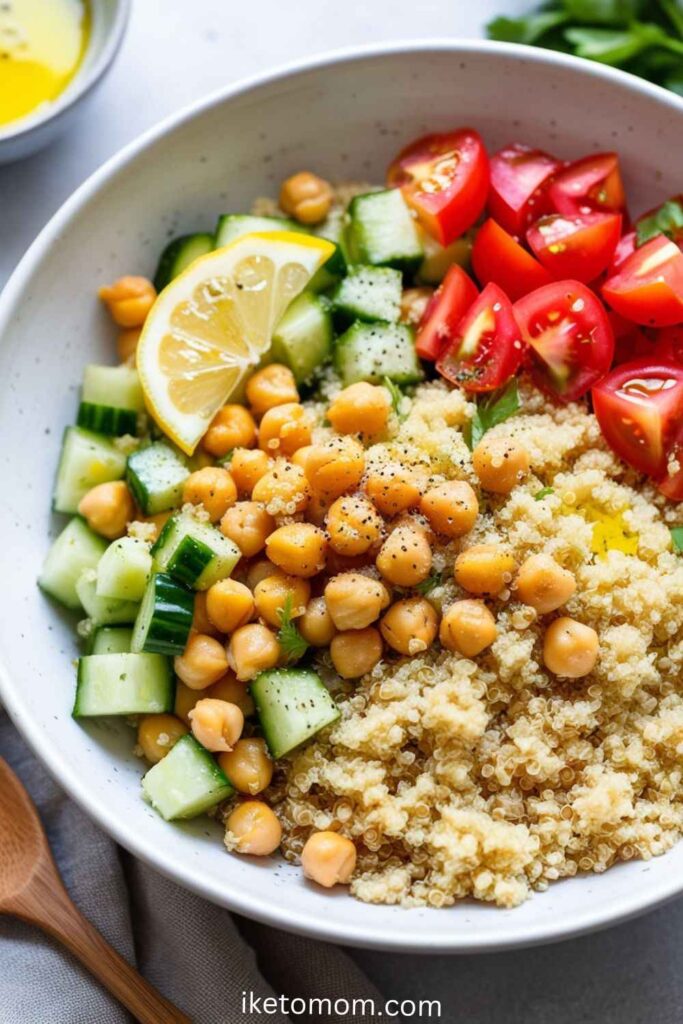 Quinoa Salad with Chickpeas