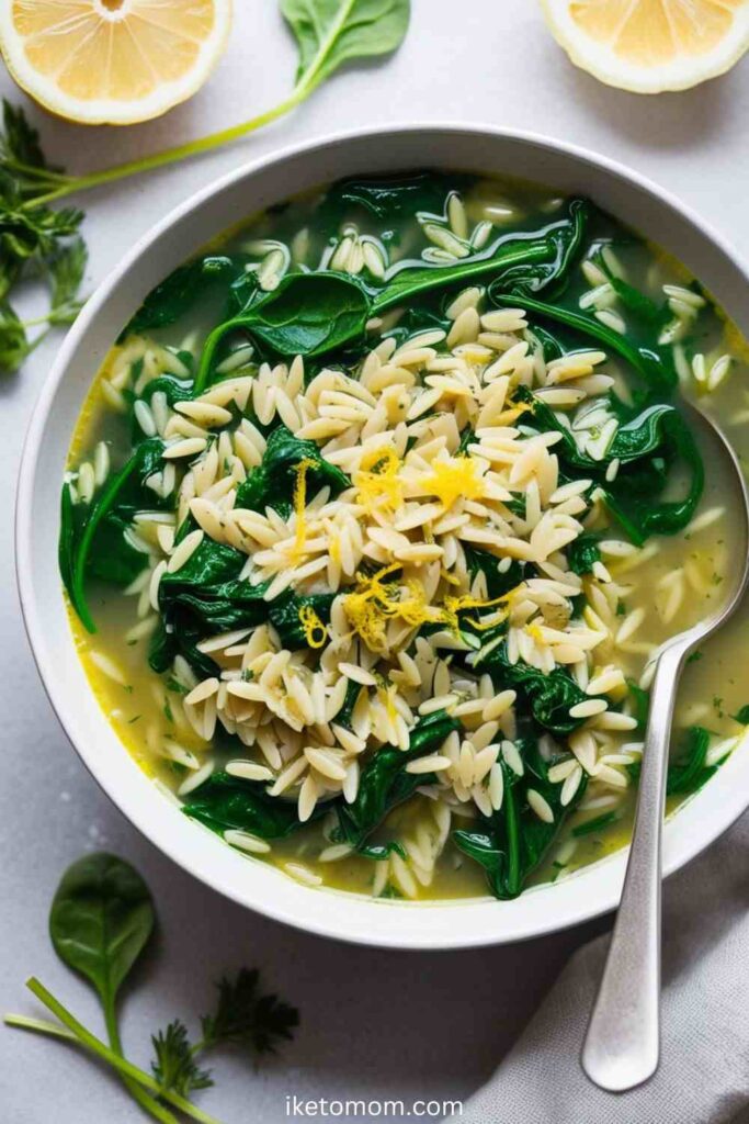 Spinach and Lemon Orzo Soup