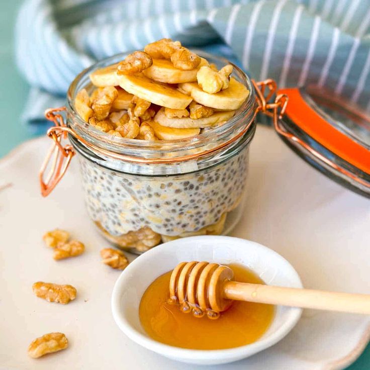 Banana Honey Overnight Oats