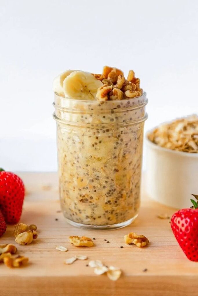 Cinnamon Peanut Butter Overnight Oats