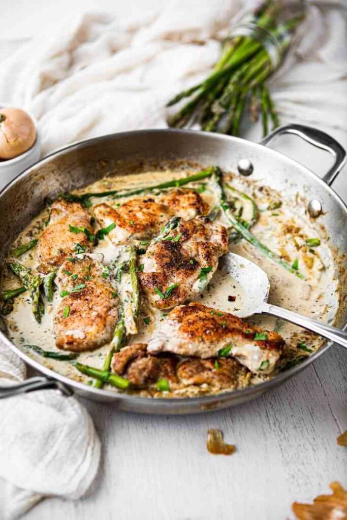 Garlic Parmesan Chicken with Asparagus