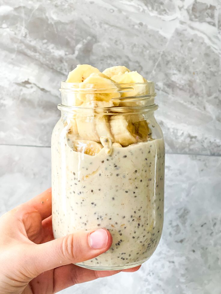 Banana Almond Overnight Oats