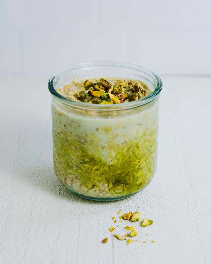 Maple Pistachio Overnight Oats