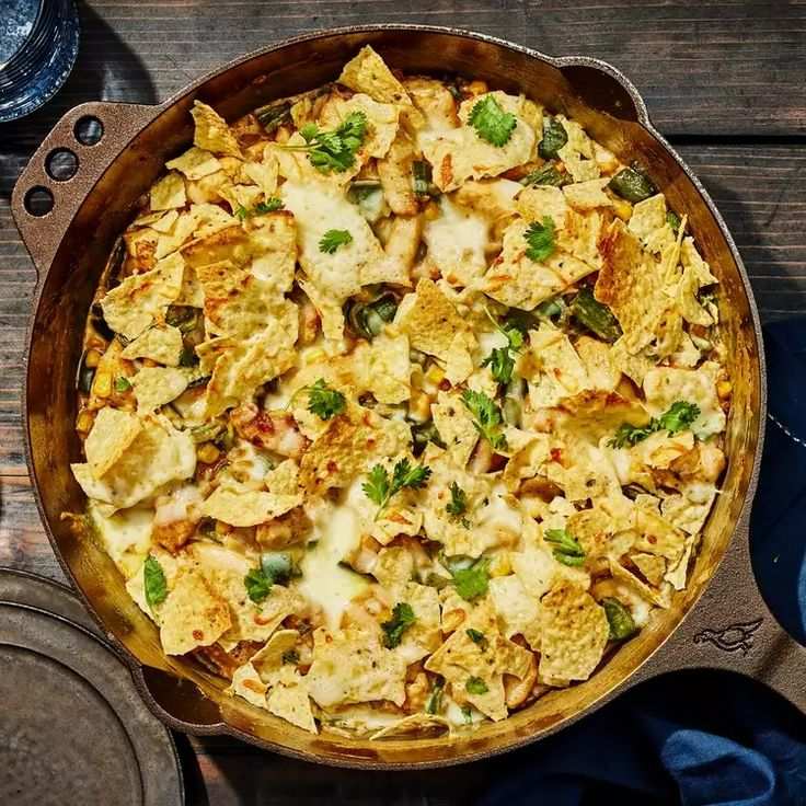 Crockpot Creamy Poblano Chicken Cornbread Bowl