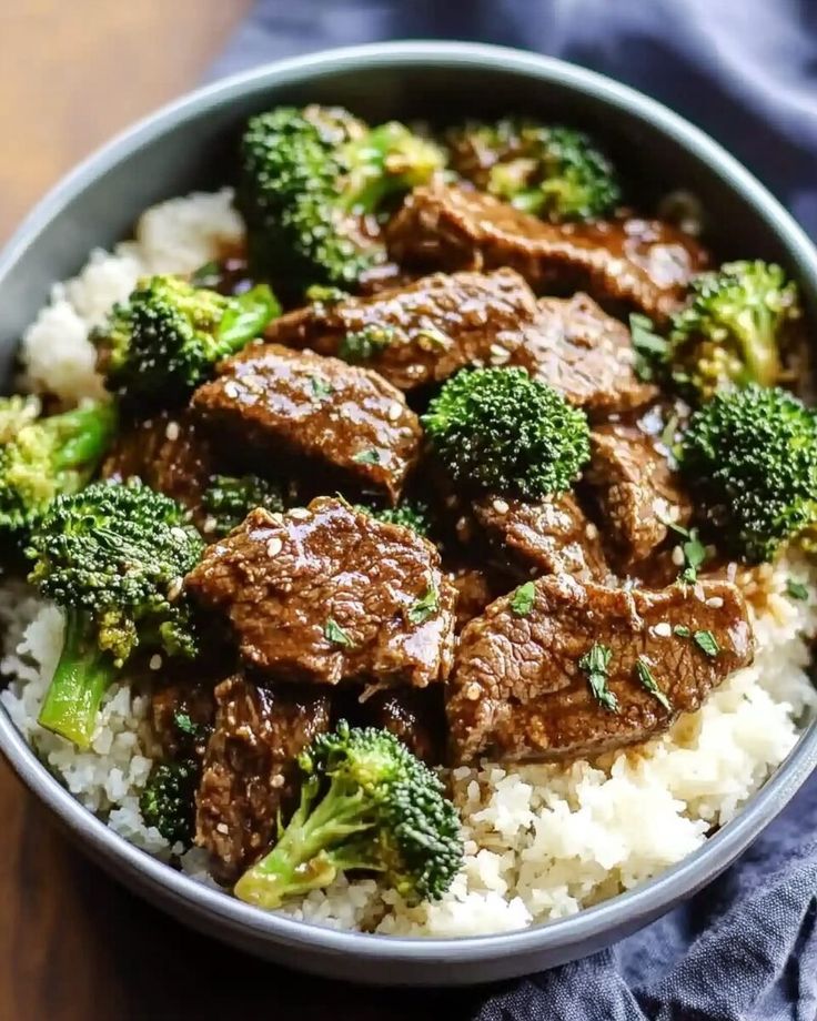 Crockpot Beef and Broccoli with Mushrooms