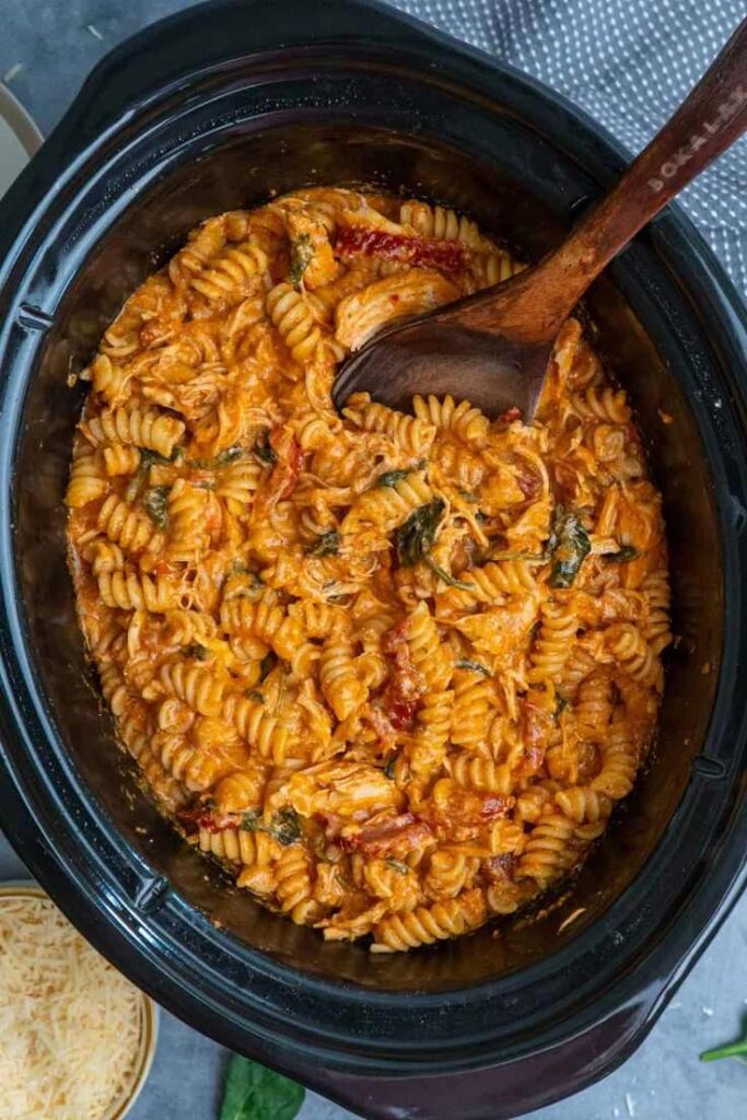 Slow Cooker Creamy Tuscan Chicken with Pasta