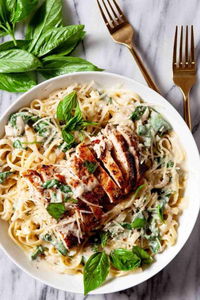 Spinach Chicken Zucchini Alfredo