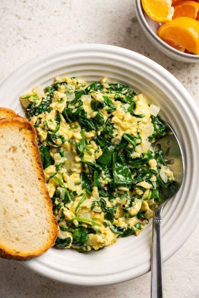 Egg and Spinach Scramble
